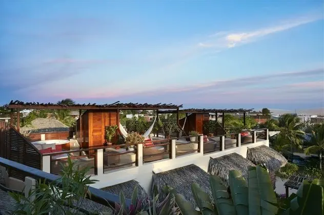 Superior Tek Büyük Yataklı Oda, Jakuzi, Okyanus Manzaralı