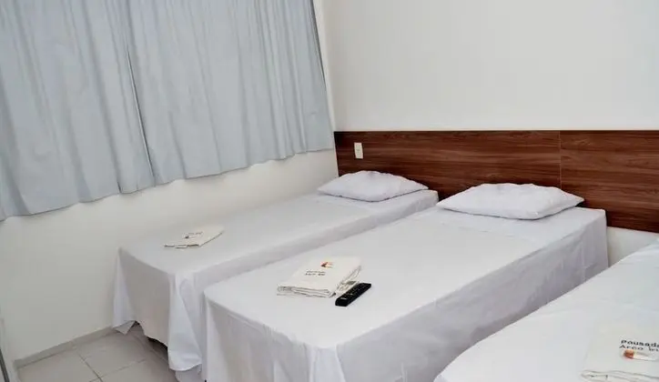 Üç Kişilik Oda, Birden Çok Yatak