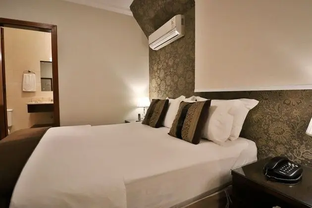 Superior Tek Büyük Yataklı Oda