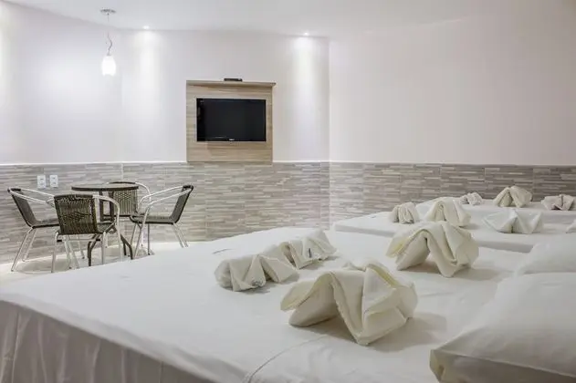 Üç Kişilik Oda