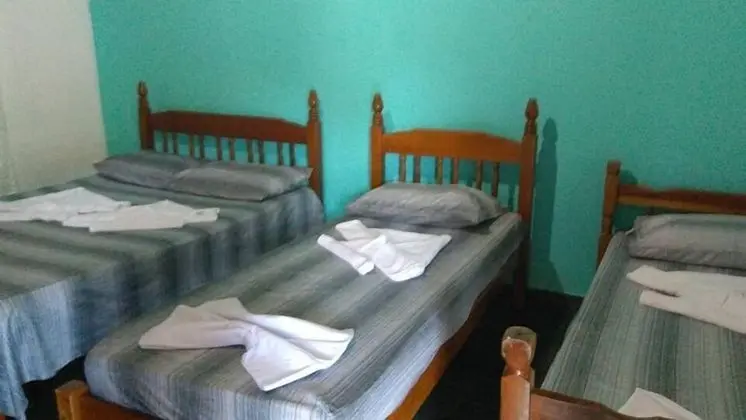 Três Pessoas