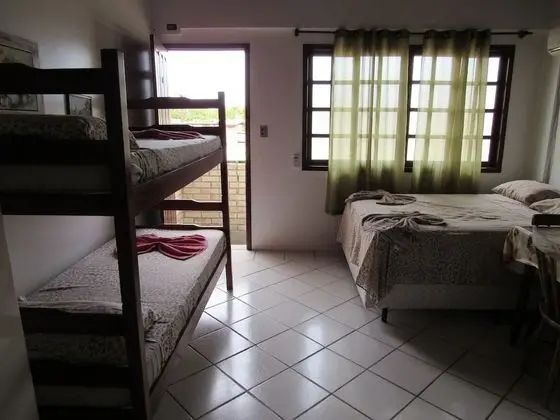 Üç Kişilik Oda, Zemin Kat (04 e 05)