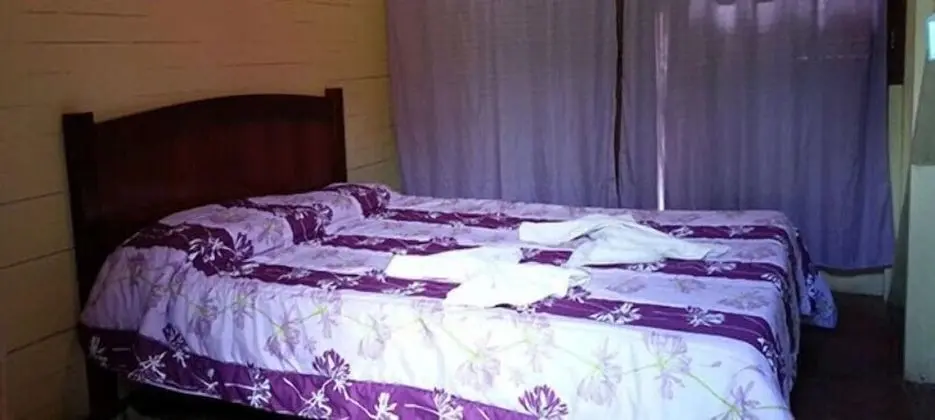 Tek Büyük Yataklı Oda, 1 Çift Kişilik Yatak