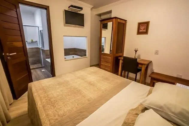 Deluxe Tek Büyük Yataklı Oda, Küvet