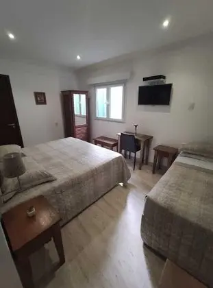 Üç Kişilik Oda