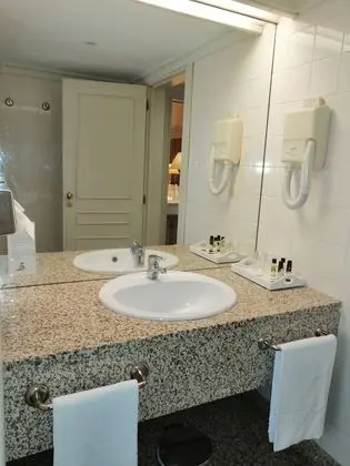 Standard Tek Büyük veya İki Ayrı Yataklı Oda