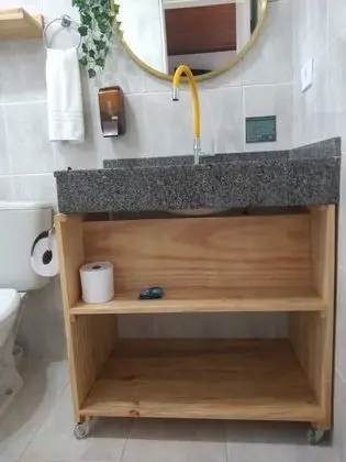 Superior Dört Kişilik Oda, Havuz Manzaralı