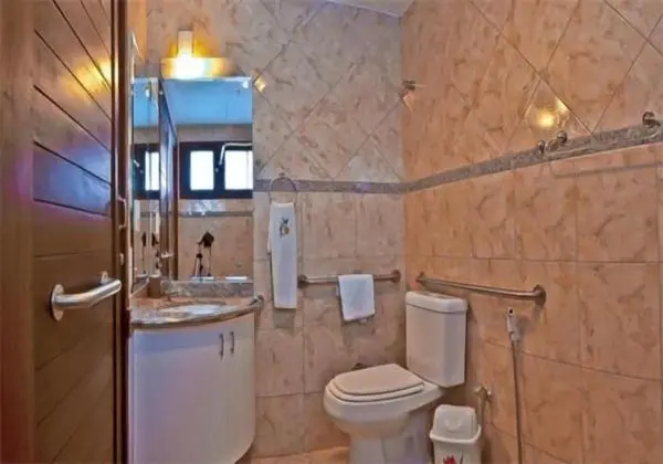 Tek Büyük Yataklı Oda