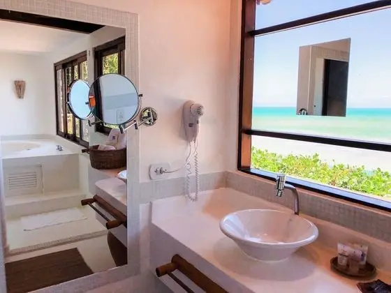 Quarto Deluxe, banheira de hidromassagem interna