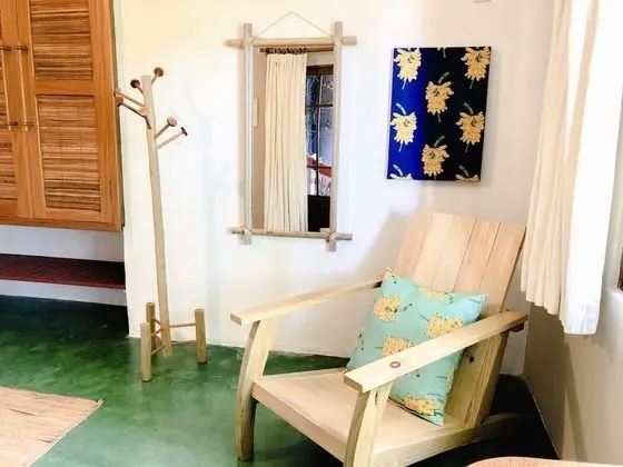 Quarto Deluxe vista parcial para o mar