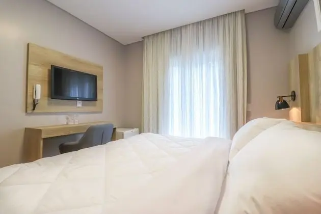 Deluxe Tek Büyük veya İki Ayrı Yataklı Oda