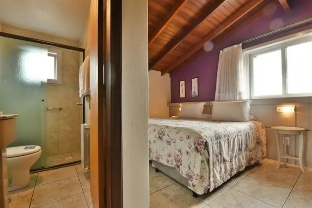 Tek Büyük veya İki Ayrı Yataklı Oda