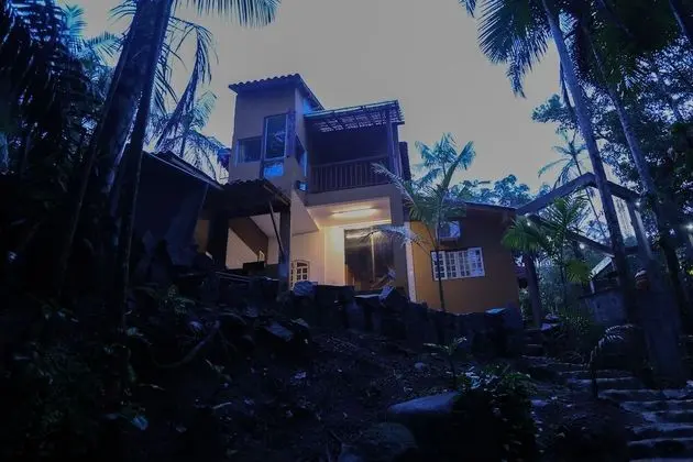 Çatı Katı (Loft) (Hibiscus)