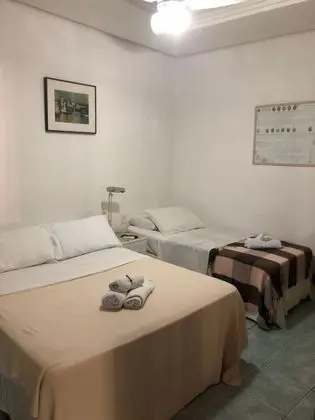 Standard Stüdyo Süit, Birden Çok Yatak, Avlu Manzaralı