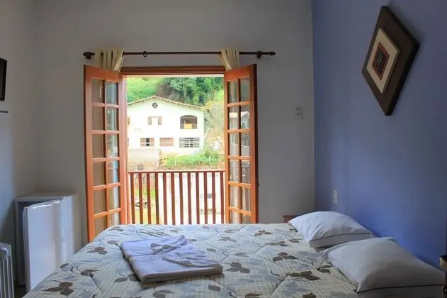 Traditional Tek Büyük Yataklı Oda