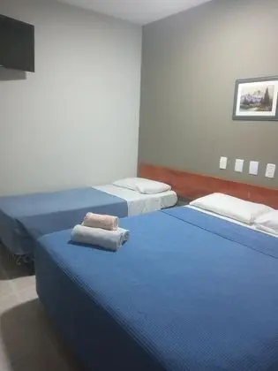 Üç Kişilik Oda