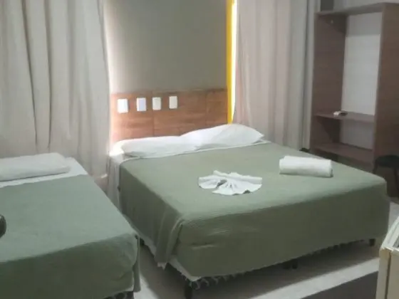 Üç Kişilik Oda