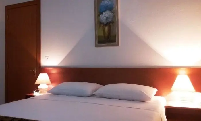 Dört Kişilik Oda