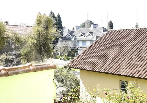 Luxury Apart Daire, 1 Büyük (Queen) Boy Yatak ve Çekyat, Sigara İçilmez, Bahçe Manzaralı
