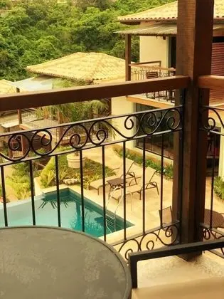 Deluxe Tek Büyük Yataklı Oda (Geriba)