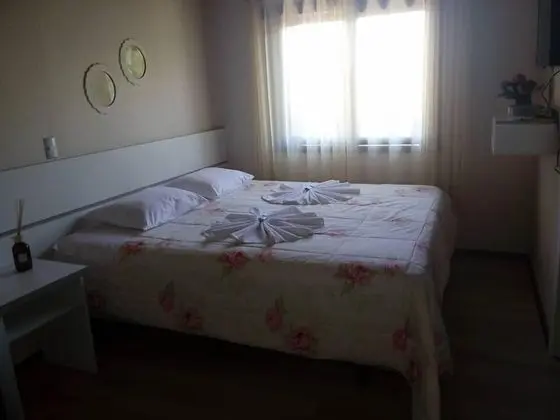 Tek Büyük veya İki Ayrı Yataklı Oda