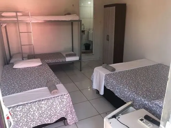 Üç Kişilik Oda