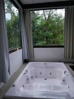 Deluxe Tek Büyük veya İki Ayrı Yataklı Oda