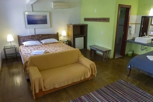 Dört Kişilik Oda, Birden Çok Yatak, Sigara İçilmez, Kısmi Göl Manzaralı