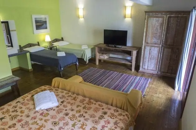 Dört Kişilik Oda, Birden Çok Yatak, Sigara İçilmez, Kısmi Göl Manzaralı