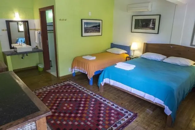 Üç Kişilik Oda, Birden Çok Yatak, Sigara İçilmez, Kısmi Göl Manzaralı