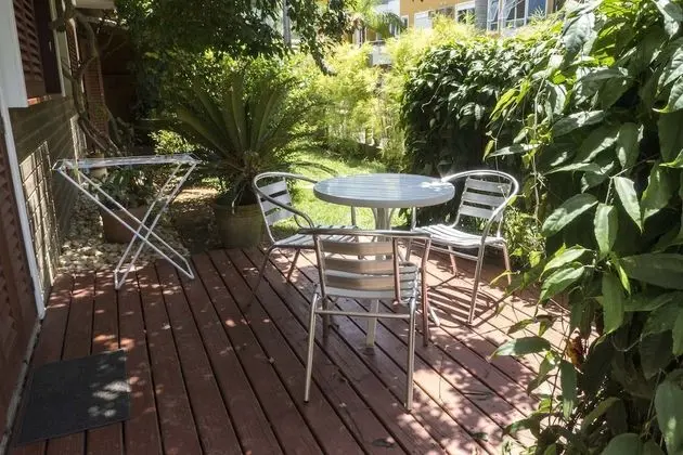 Üç Kişilik Oda, Birden Çok Yatak, Sigara İçilmez, Kısmi Göl Manzaralı