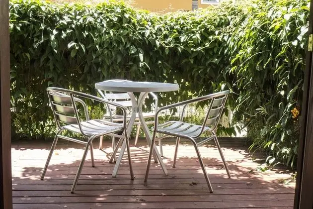 Üç Kişilik Oda, Birden Çok Yatak, Sigara İçilmez, Kısmi Göl Manzaralı