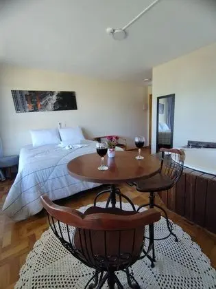 Luxury Tek Büyük Yataklı Oda