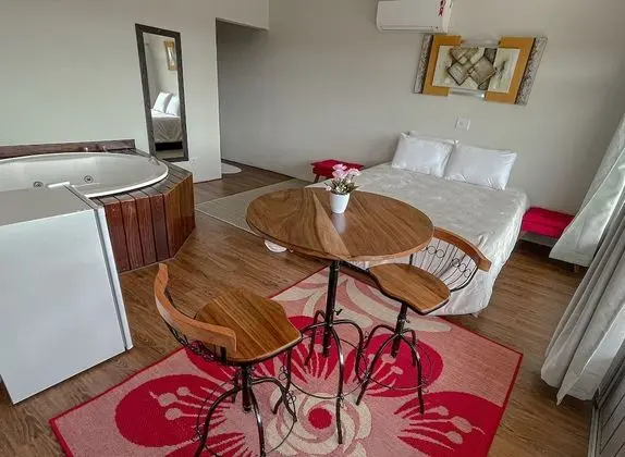 Premium Tek Büyük Yataklı Oda