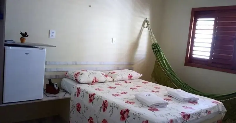 Basic Tek Büyük Yataklı Oda
