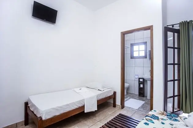 Quarto Triplo com Varanda