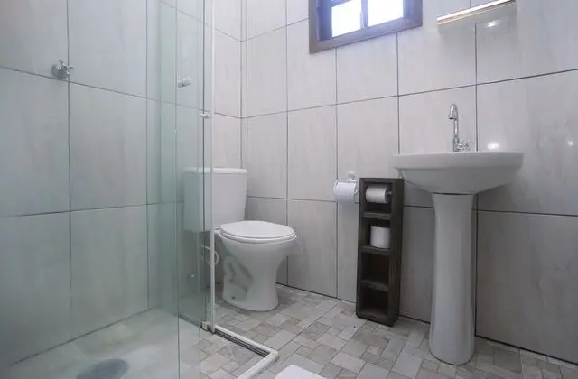 Quarto Triplo com Varanda