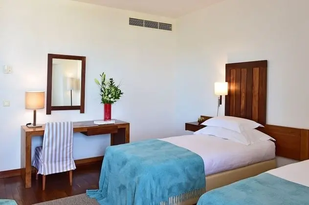 Superior Tek Büyük veya İki Ayrı Yataklı Oda