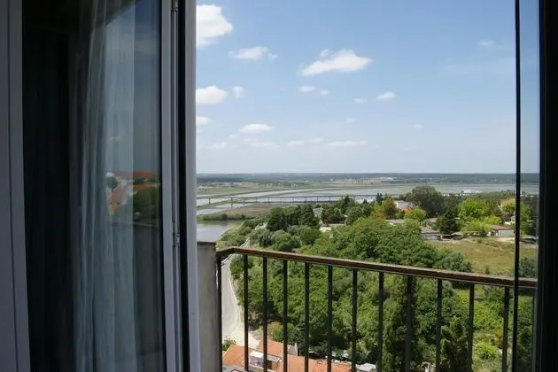 Superior Tek Büyük veya İki Ayrı Yataklı Oda