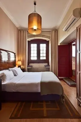 Standard Tek Büyük Yataklı Oda (Castelo)