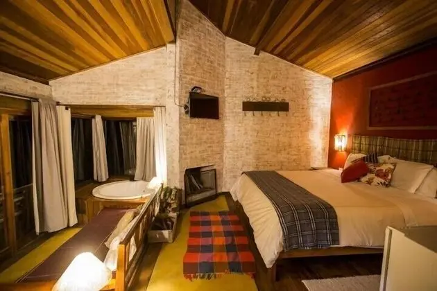 Deluxe Tek Büyük Yataklı Oda, Dağ Manzaralı, Bahçeli