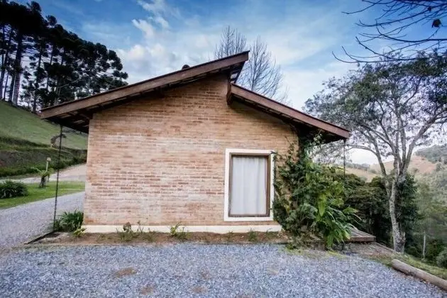 Superior Tek Büyük veya İki Ayrı Yataklı Oda, Dağ Manzaralı, Bahçeli