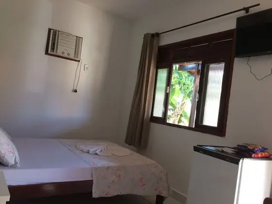 Basic Tek Büyük Yataklı Oda