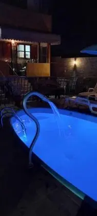 Family Dağ Evi, 2 Yatak Odası, Sigara İçilmez, Havuz Kenarı