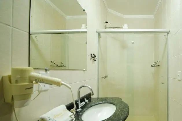Standard Tek Büyük veya İki Ayrı Yataklı Oda, Birden Çok Yatak