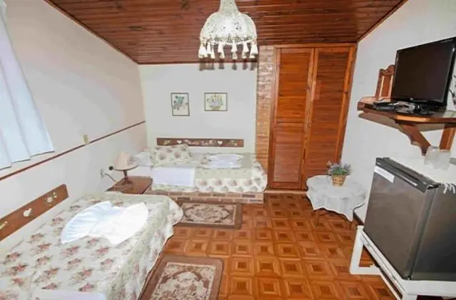 Standard Üç Kişilik Oda