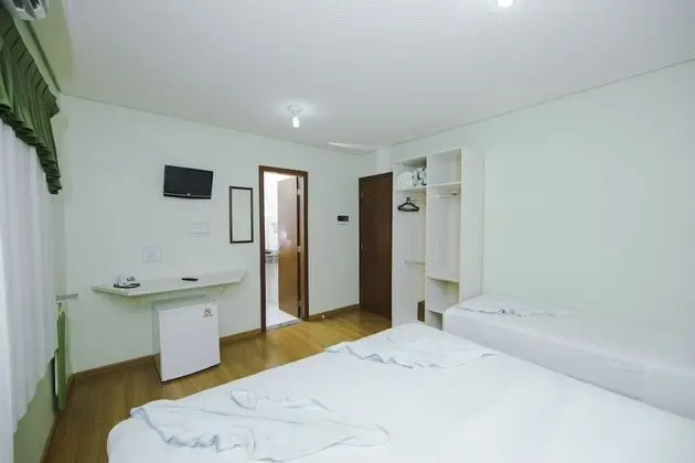 Üç Kişilik Oda