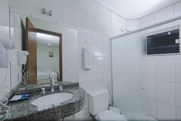 Üç Kişilik Oda