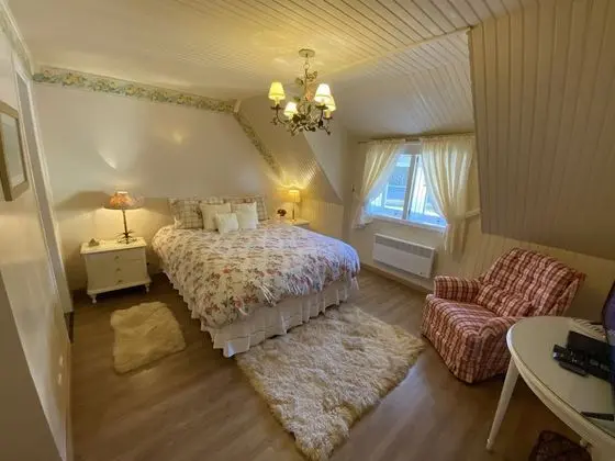 Tek Büyük Yataklı Oda