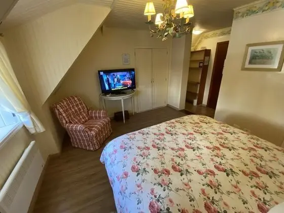 Tek Büyük Yataklı Oda